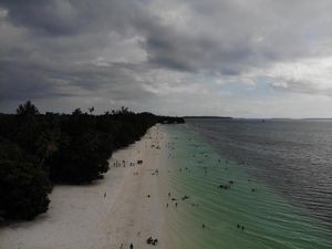 Foto Drone: Pantai Cantik Jelita di Kepulauan Kei