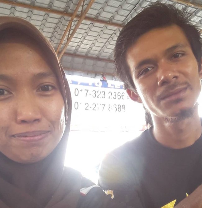 Bertahun-tahun tidak berjumpa dan hanya menelepon setahun sekali dengan Hafis, Azura pun berhasil move on. Ia menerima orang lain dalam kehidupan cintanya dan melupakan Hafis. Namun kedekatan antara Azura dan Hafis kembali terjadi karena adik-adik Hafis. Saat itu, Adik Hafis yang bernama Syafika berkuliah di UPSI, dan lokasinya dekat dengan Azura. Hafis pun kerap bertanya tentang adiknya kepada Azura. Foto: Instagram