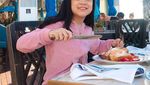 10 Gaya Keren Niana Guerrero, YouTuber Cilik yang Hobi Makan Donat