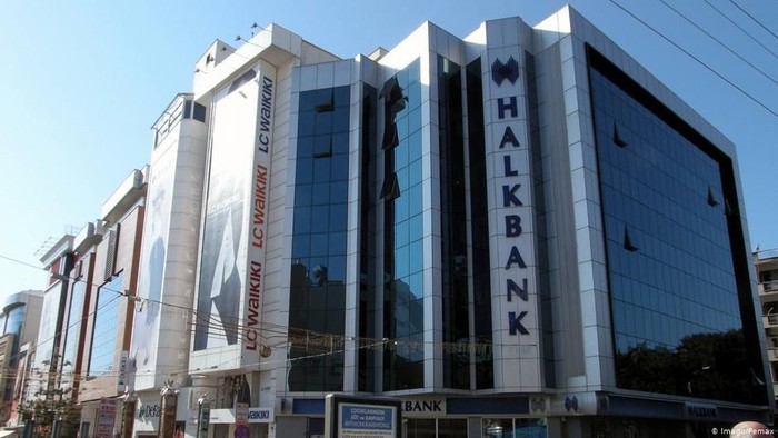 Bank Turki Didakwa Membantu Iran Hindari Sanksi AS Lewat Transaksi Ilegal
