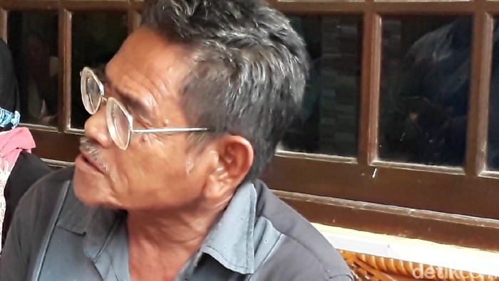 Keluarga Kaget, Dua Anaknya Ditangkap Densus