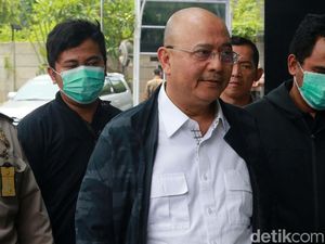 Eks Walkot Medan Dzulmi Eldin Bebas 2023!