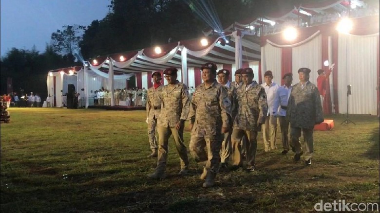 Berbaju Loreng, Prabowo Tutup Rapimnas Gerindra Berbaju Loreng, Prabowo Tutup Rapimnas Gerindra