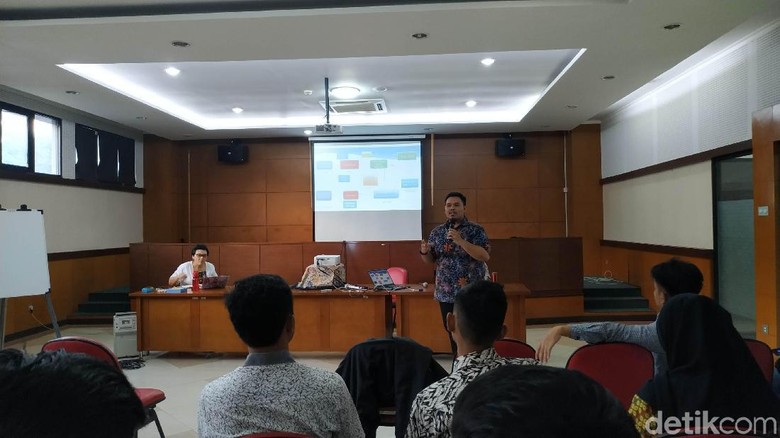 Guru Besar Hukum Unpad:Larangan Demonstrasi Mahasiswa Kemunduran Demokrasi! Guru Besar Hukum Unpad:Larangan Demonstrasi Mahasiswa Kemunduran Demokrasi!