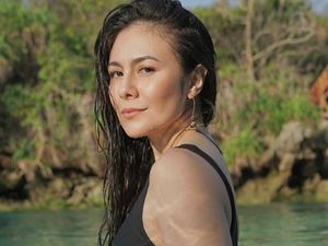 Wulan Guritno Pakai Baju Tembus Pandang, Netizen: Hot Mom Idaman Indonesia