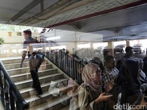 Gelar S1 Tak Jamin Kerja, Gen Z Asia Mulai Lying Flat