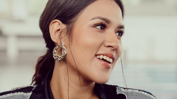 9 Artis Indonesia Ini Masuk Nominasi Wanita Tercantik Dunia, Siapa Favoritmu?