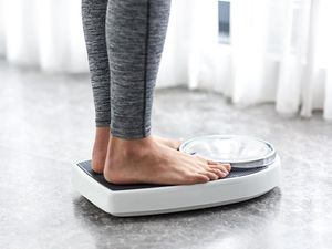 Bagaimana Cara Tahu Berat Badan Sudah Ideal?