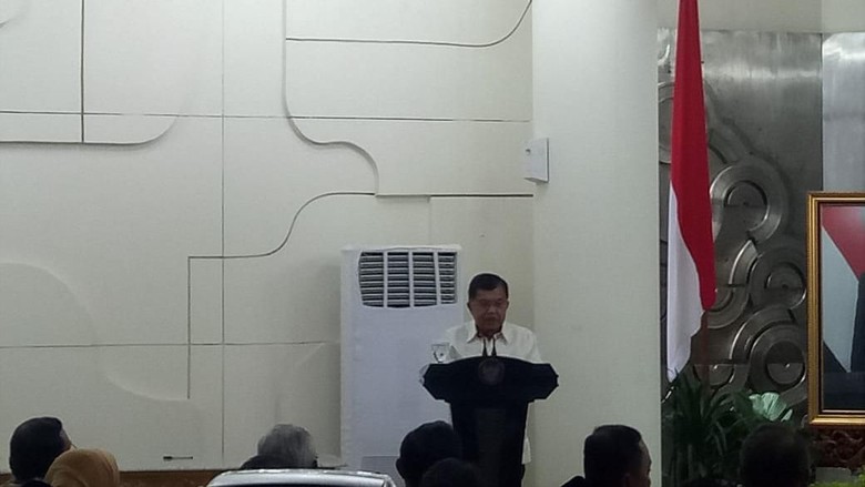 JK Ingatkan Biaya Sertifikasi Halal Tidak Boleh Bebani UKM JK Ingatkan Biaya Sertifikasi Halal Tidak Boleh Bebani UKM