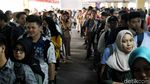 Milenial Padati Bursa Kerja di Balai Kartini