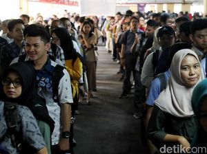 Milenial Padati Bursa Kerja di Balai Kartini