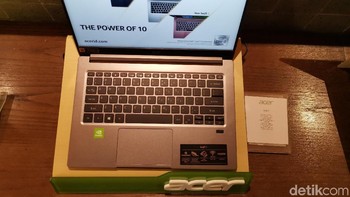 Ini adalah Acer Swift 3, yang bisa dibilang adalah Swift 5 versi sedikit lebih berat. Foto: detikINET/Anggoro Suryo Jati