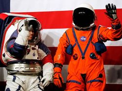 Lebih Dekat dengan Baju Astronaut Baru NASA Buat ke Bulan