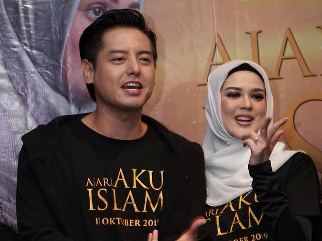 Cut Meyriska Sempat Tak Dapat Restu Ayah Saat Perankan Film Isu Agama