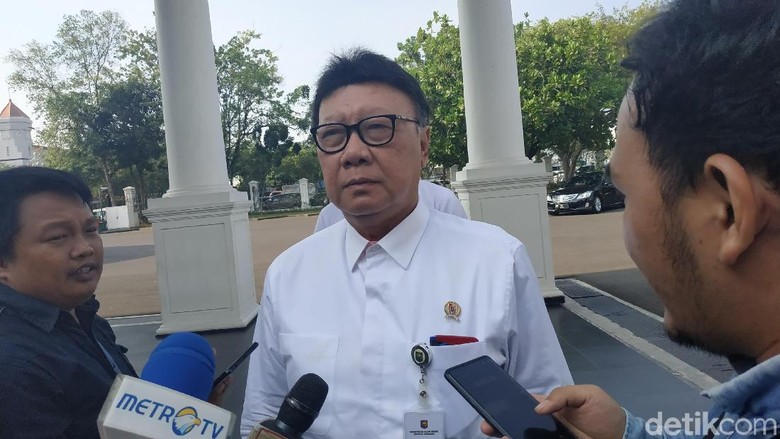 Mendagri Bahas 3 Sekda dengan Jokowi, Ada Apa? Mendagri Bahas 3 Sekda dengan Jokowi, Ada Apa?