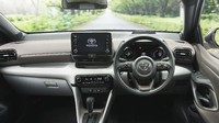 Mobil ini menghasilkan bodi yang ringan dan kaku dengan pusat gravitasi rendah. Foto: Dok. Toyota