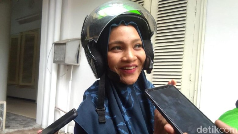 Dipolisikan Gegara Cuitan, Hanum Rais Akhirnya Buka Suara Dipolisikan Gegara Cuitan, Hanum Rais Akhirnya Buka Suara