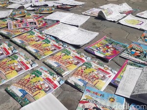Atap Kelas Disapu Puting Beliung dan Hujan, Ratusan Buku TK Ini Basah