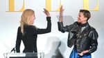 Pose Margot Robbie dan Charlize Theron yang Bikin Naksir