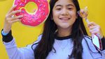 10 Gaya Keren Niana Guerrero, YouTuber Cilik yang Hobi Makan Donat