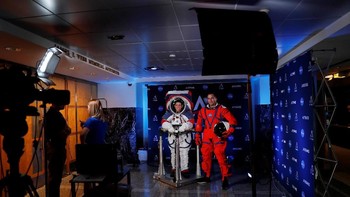 Ia didesain lebih fleksibel dan mempermudah pergerakan astronaut. Foto: Reuters