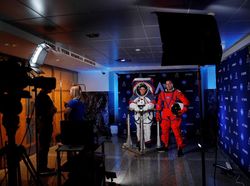Lebih Dekat dengan Baju Astronaut Baru NASA Buat ke Bulan