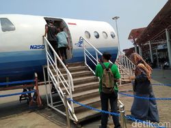 Serunya Jajal Pesawat R80 dan Selfie Bareng BJ Habibie