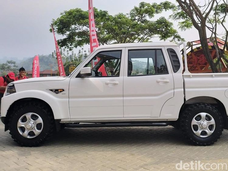 Wujud Mobil Pickup Impor India yang Diborong buat Koperasi Merah Putih