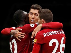 Mumpung Lagi Hot, Si Merah Wajib Pecah Telur di Old Trafford