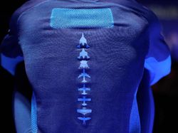 Penampakan Baju Luar Angkasa Under Armour