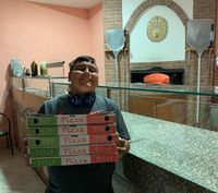 Berkat Kepolosannya Saat Ulas Makanan, Blogger 12 Tahun Ini Viral