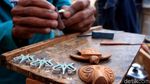Keren! Kerajinan Seni Ukir dari Bandung Tembus Pasar Internasional