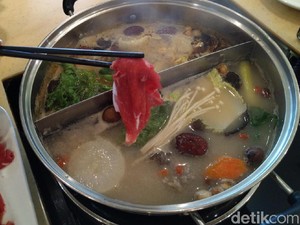 Hot Pot China Autentik Bisa Dicoba di 5 Tempat Ini