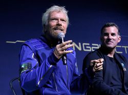 Penampakan Baju Luar Angkasa Under Armour