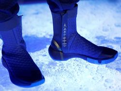 Penampakan Baju Luar Angkasa Under Armour