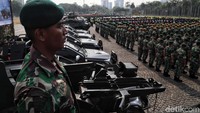 Pengamanan tidak hanya dilakukan di dalam kompleks DPR, melainkan hingga ke ring terluar yakni jalan di sekitar Gedung DPR.