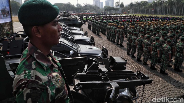 Personel TNI Jaga Pelantikan Tanpa Senjata, Tapi Pasukan Cadangan Siaga Personel TNI Jaga Pelantikan Tanpa Senjata, Tapi Pasukan Cadangan Siaga