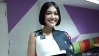 Denada saat ditemui di studio Trans TV, Kapten Tendean, Jakarta Selatan pada Rabu (16/10). Pool/Palevi S/detikFoto.