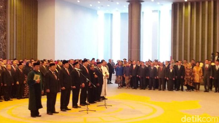 Foto: Pelantikan Anggota BPK di Gedung MK (Danang Sugianto/detikFinance) Foto: Pelantikan Anggota BPK di Gedung MK (Danang Sugianto/detikFinance)