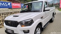 Dari aspek mesin, Mahindra Scorpio Pikup mengusung mesin legendary 4 silinder, turbo diesel, dengan kapasitas 2,2 liter mHawk, ditemani transmisi manual 6 percepatan.