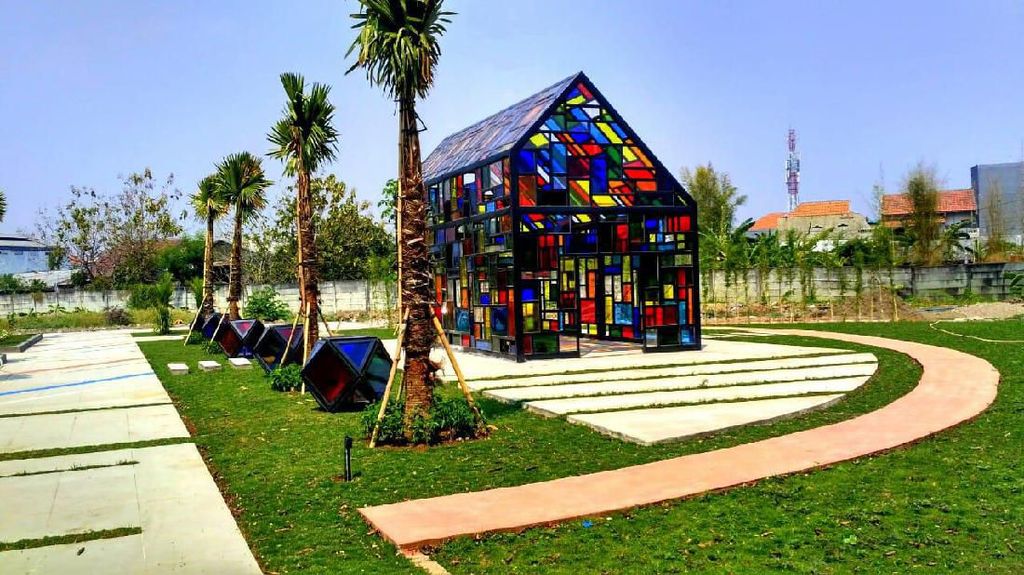 Taman Galaxy Tempat Wisata Gratis Di Jember Taman Galaxy Tempat Wisata Gratis Di Jember