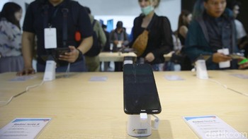 Spek dua ponsel ini cukup menjanjikan. Foto: Grandyos Zafna/detikcom