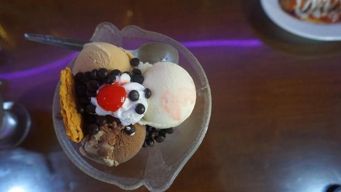 Es Krim Tentrem Es Krim Tentrem di Solo