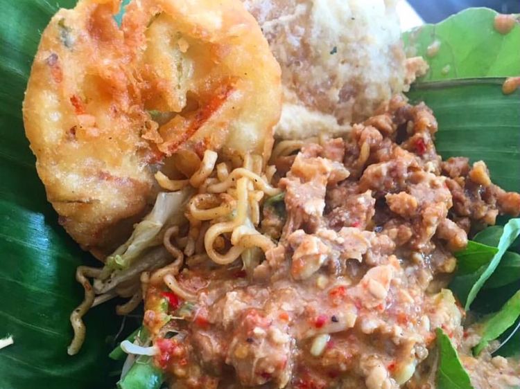 Sedapnya Pecel Letok yang Murah Enak dari Ngawi Buat Sarapan