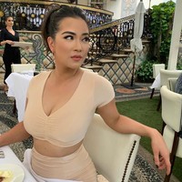 Sayangnya pengobatan dari dokter malah membuat kondisi wajahnya semakin parah. Wajahku meledak. Itu terlihat seperti ruam raksasa seperti aku mengalami reaksi alergi gila dengan jerawat di atasnya, ungkapnya. Foto: Instagram @franceswangtv