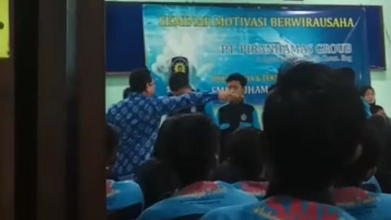Pelajar SMK Muhammadiyah di Malang Korban Kekerasan Motivator Diperiksa Pelajar SMK Muhammadiyah di Malang Korban Kekerasan Motivator Diperiksa