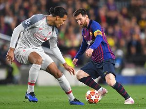 Kehebatan Van Dijk di Mata Messi