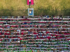 Ratusan Umat Islam di NTB Laksanakan Salat Minta Hujan
