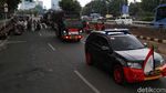 Aksi Personel Polisi Saat Jaga Gedung DPR