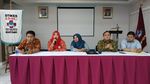 Potret Siti yang Sudah Dapat Toga-Ikut Gladi Resik Tapi Tak Boleh Ikut Wisuda